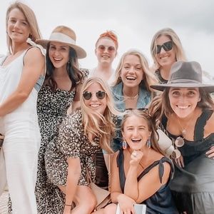 Meet your Posher, Brooke